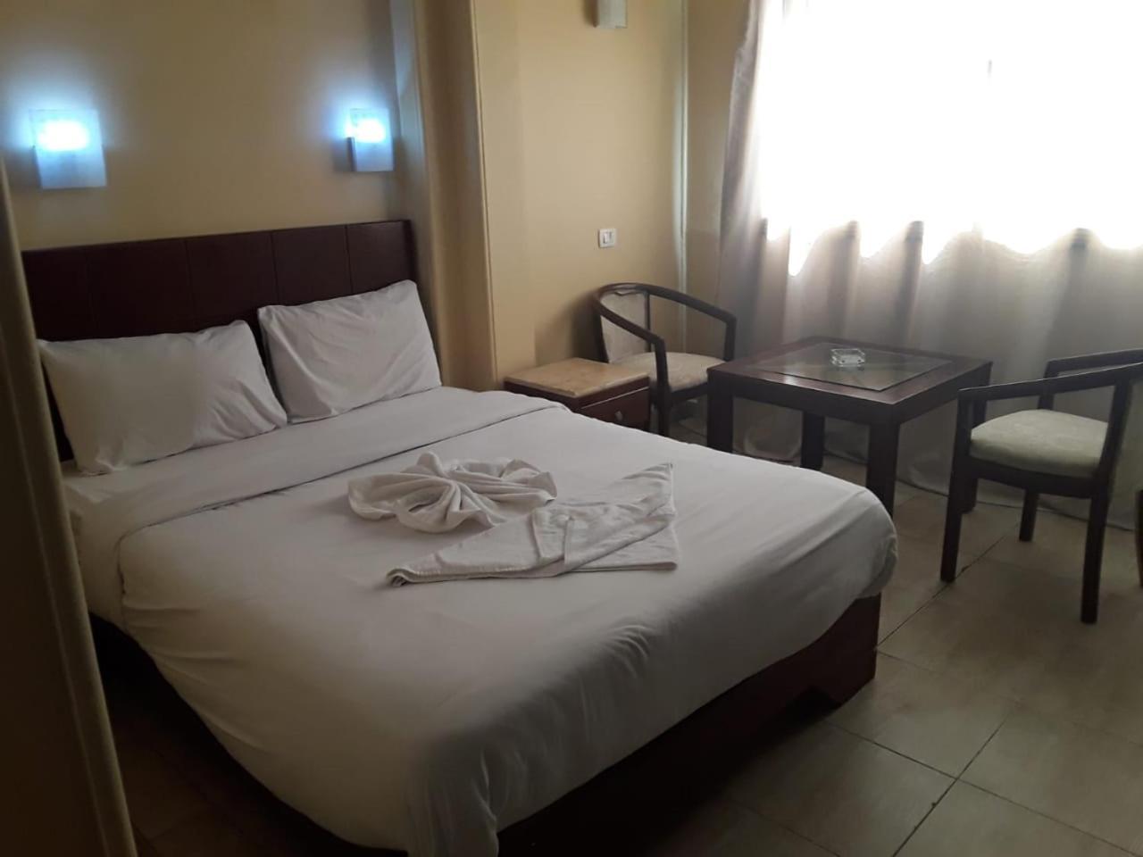 Regency Hotel Giza Buitenkant foto
