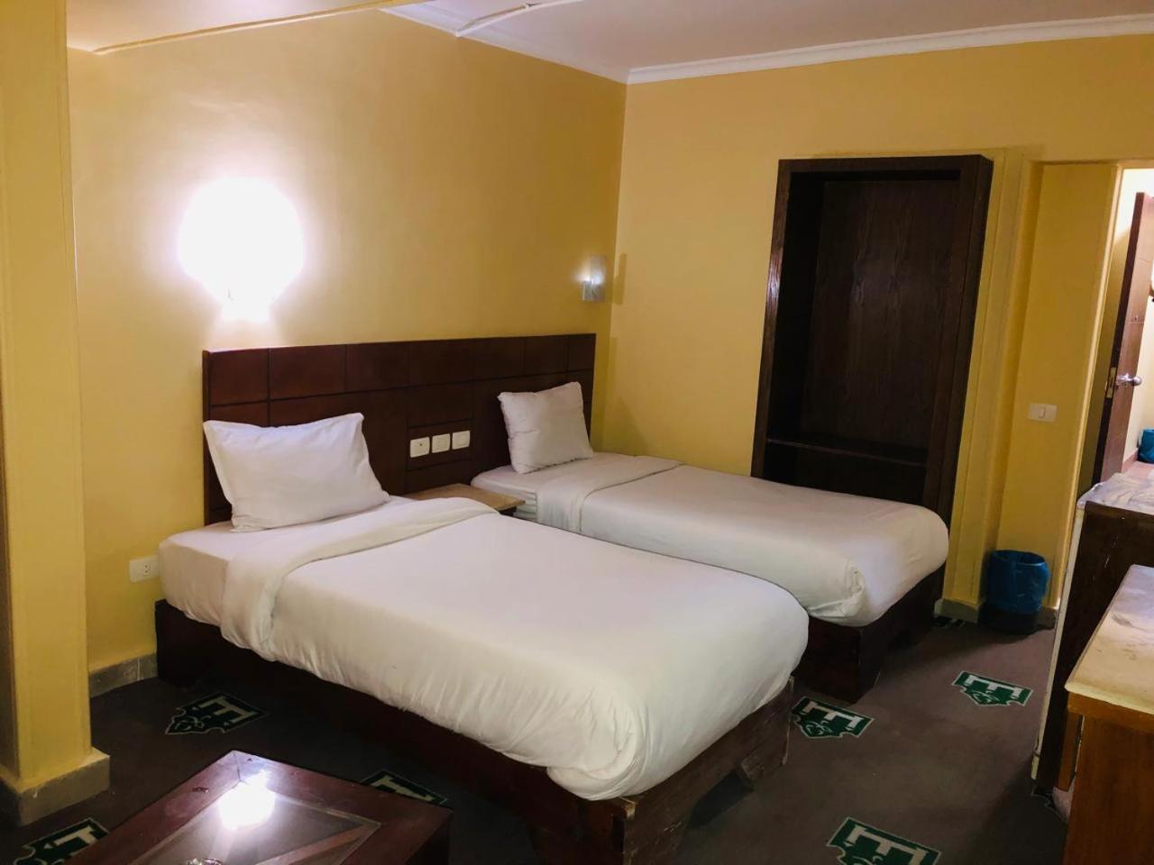 Regency Hotel Giza Buitenkant foto